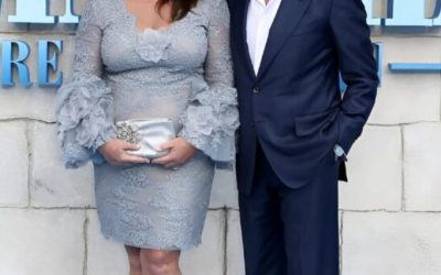 La femme de Pierce Brosnan a attiré l’attention des fans après de nouvelles photos