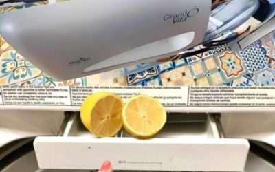 Mettez 2 citrons dans la cuve de la machine à laver : vous n’avez jamais eu autant de lessive.