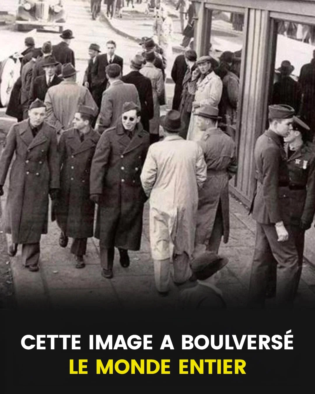 Cette photo, prise en 1943, a bouleversé le monde entier — et à juste titre…
