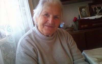 Ma grand-mère m’a donné son vieux carnet de recettes avant que ma famille ne vende sa maison… Mais la dernière page contenait le secret que mon père avait enterré pendant vingt ans.․․