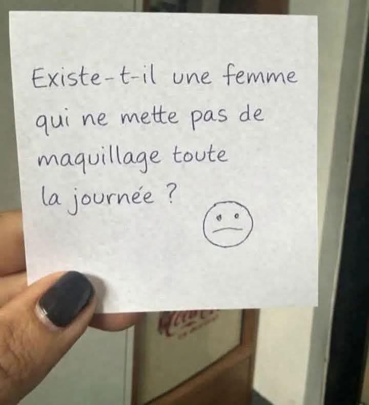 💄🤔 Question qui divise : une femme peut-elle passer toute la journée sans maquillage ? 😮👇