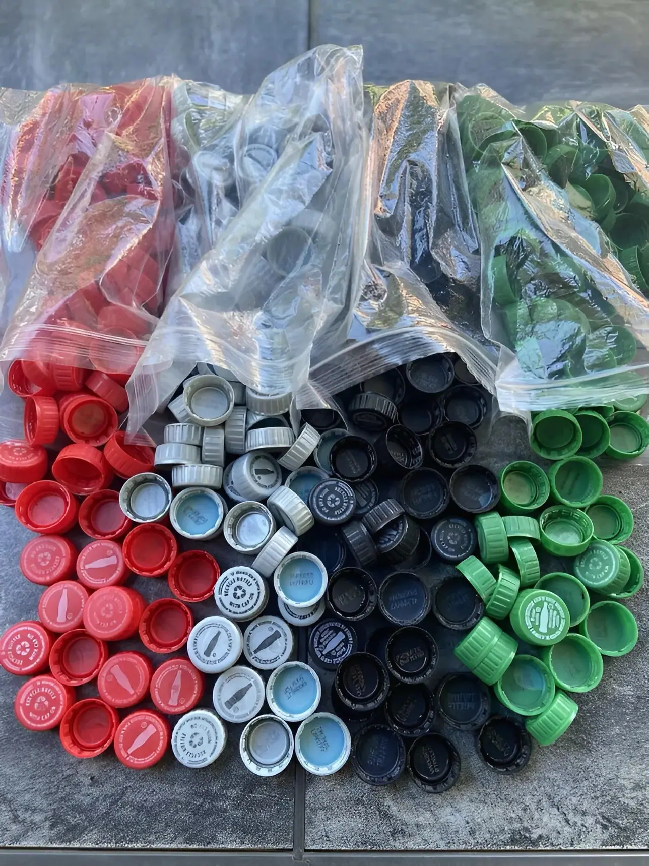 Transformez vos bouchons en plastique en un accessoire déco qui a du style