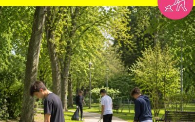Après une soirée, des adolescents retrouvent un parc jonché de déchets et sont obligés par la mairie de tout ramasser