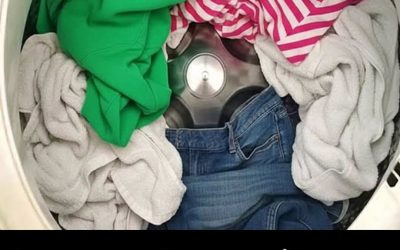 Le vinaigre blanc pour adoucir le linge et remplacer l’adoucissant