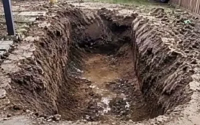 Elle prête son jardin à son voisin pour une après-midi : à son retour, elle découvre un trou immense et il a disparu